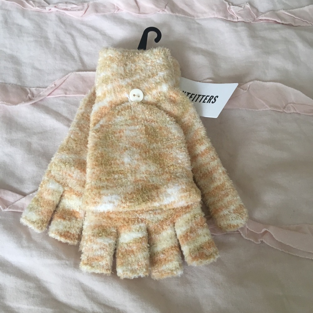 URBAN OUTFITTERS SPACE DYE GLOVE - Picture 3 of 6